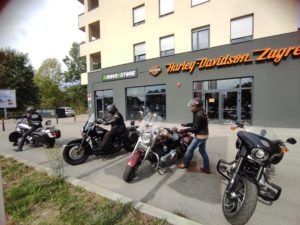 img 20220924 131457x225