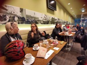 img 20220925 094306x225